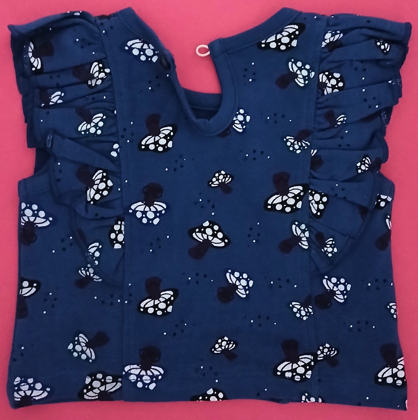 ABELA - A SET OF CROP TOP & SHORTS