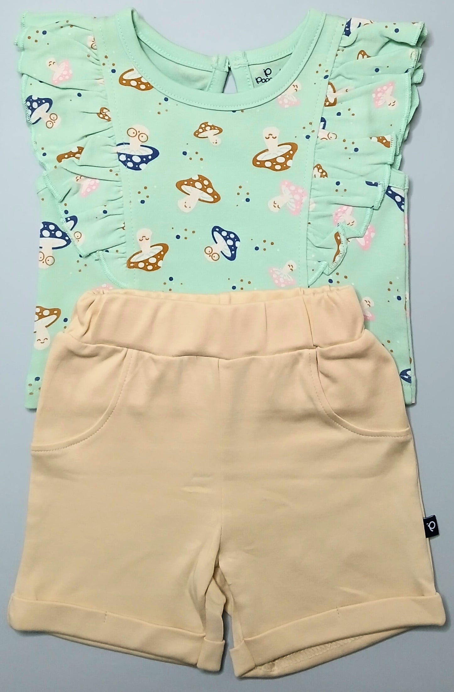 ABELA - A SET OF CROP TOP & SHORTS