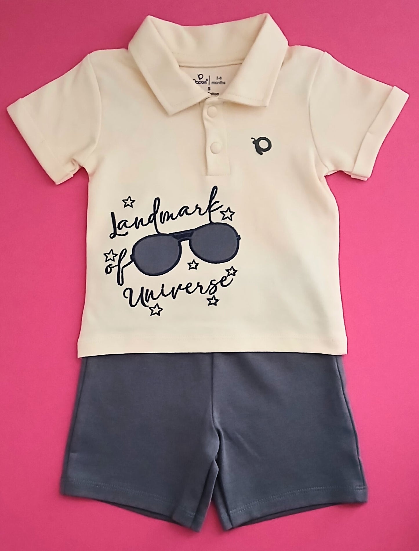 CACE - A COORDINATED SET OF T-SHIRT & SHORTS