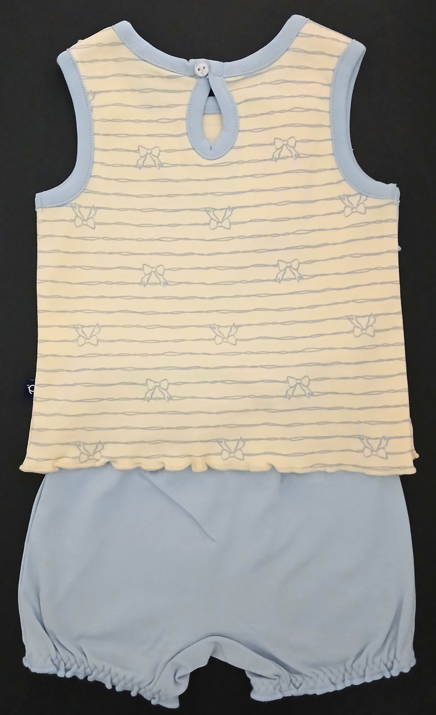 DEARING - A COORDINATED SET OF TOP & BLOOMER