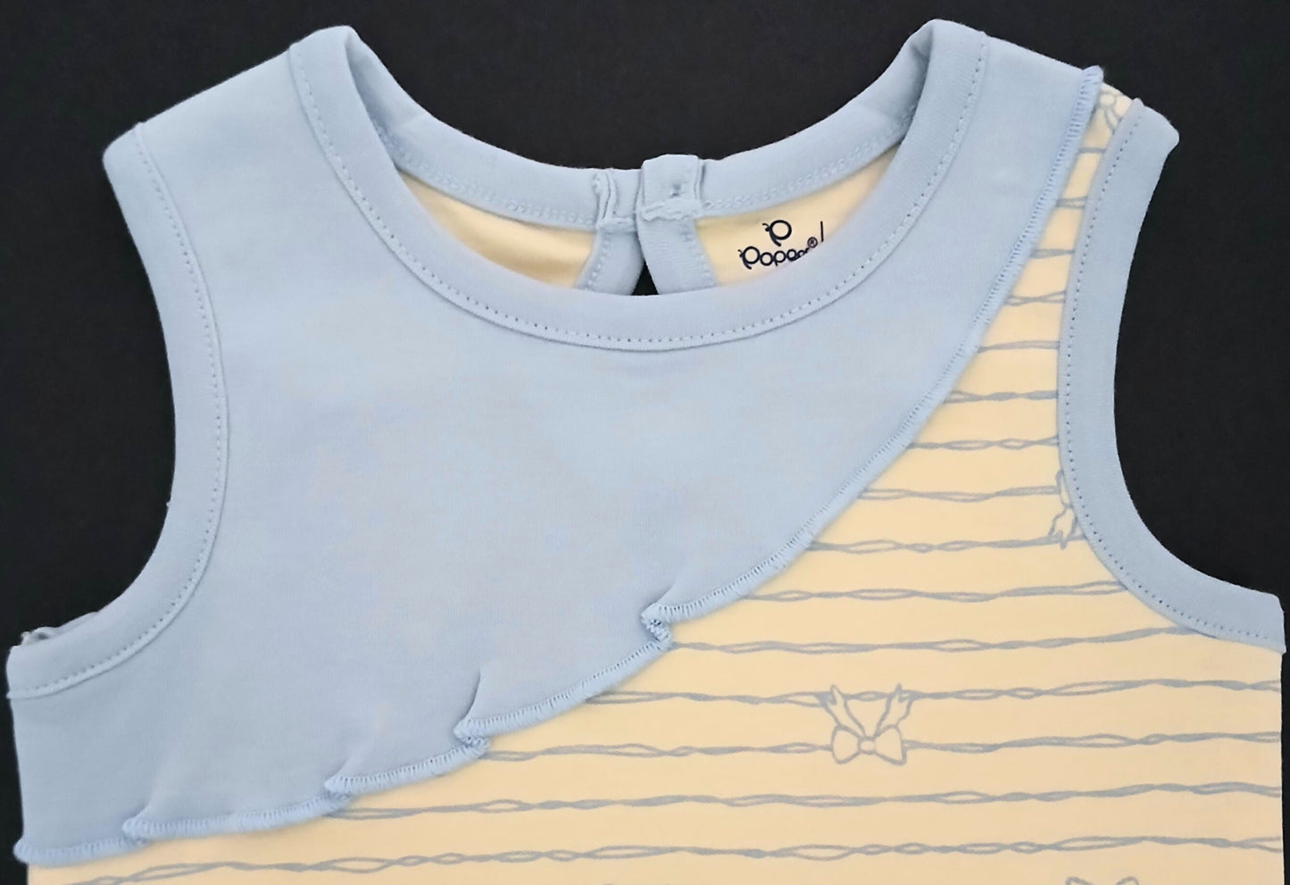 DEARING - A COORDINATED SET OF TOP & BLOOMER