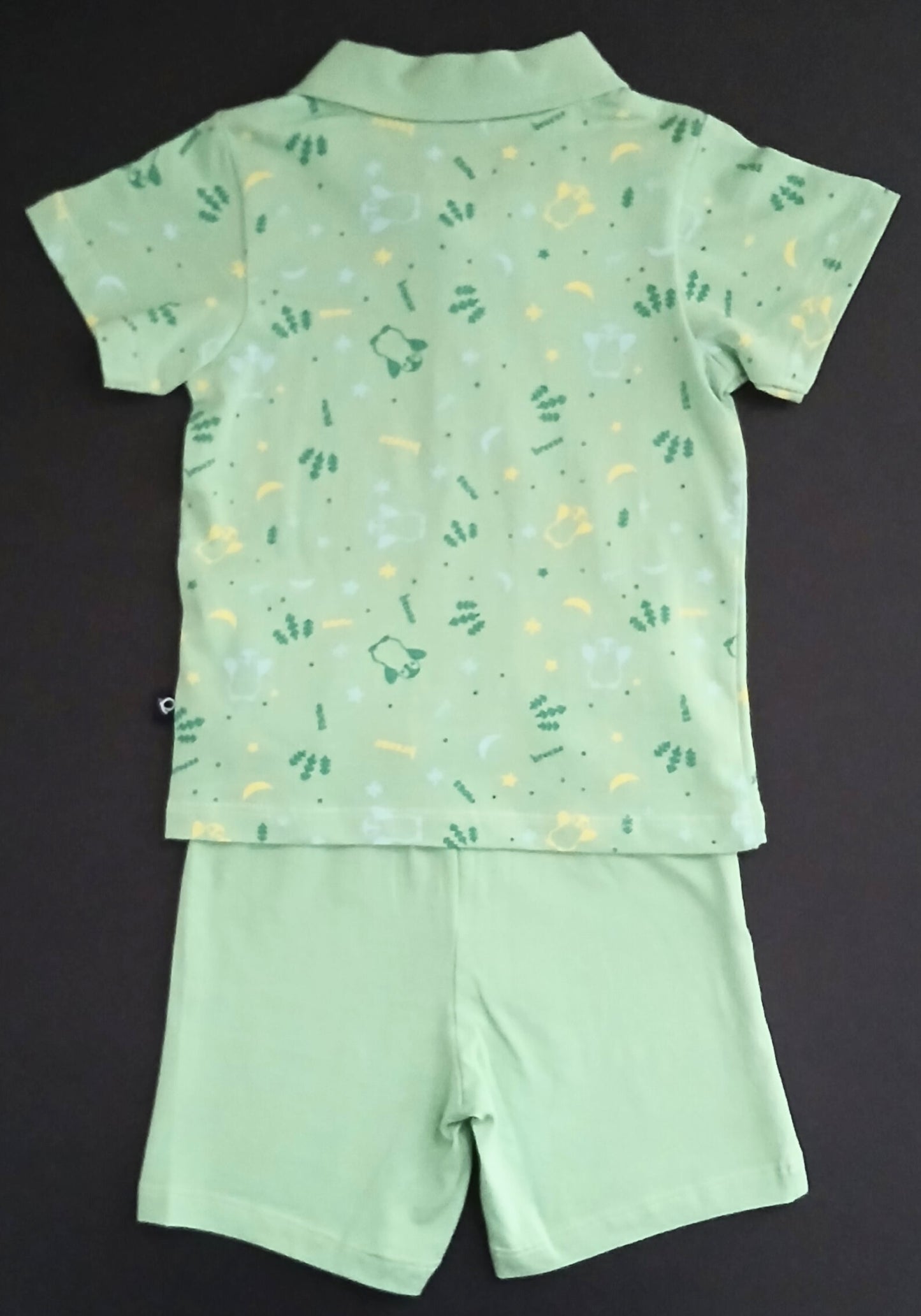 GRIFFIN - A COORDINATED SET OF T-SHIRT & SHORTS
