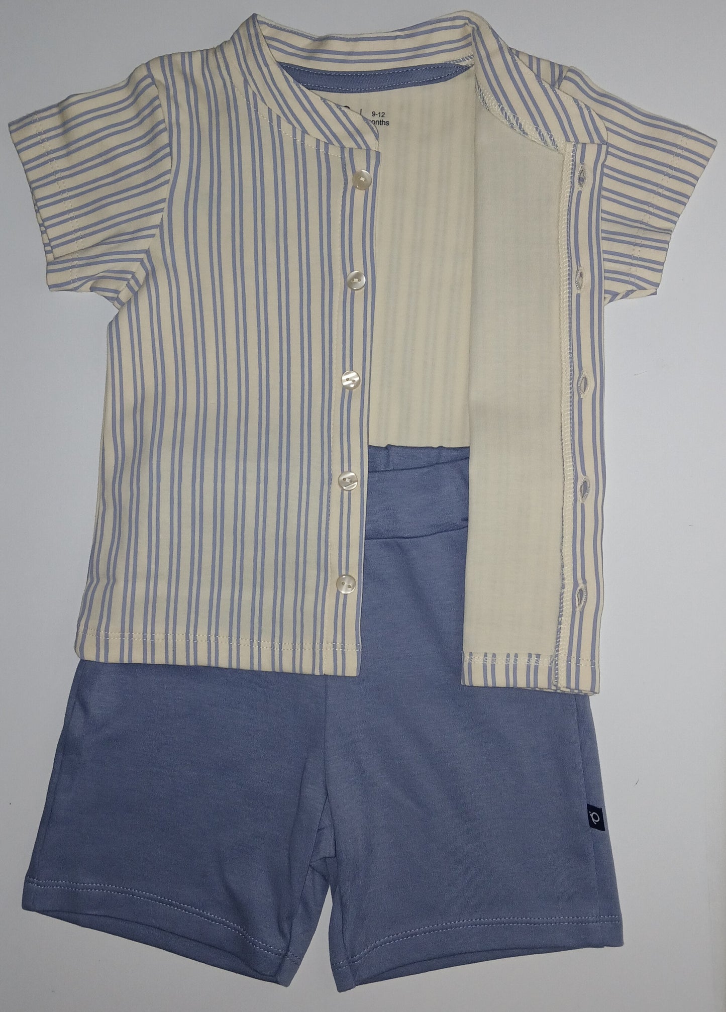 KENBY - A COORDINATED SET OF SHIRT & SHORTS