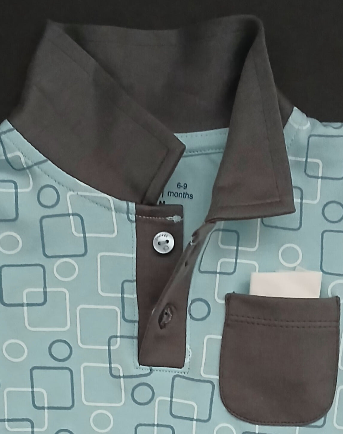 SALVANO - A COORDINATED SET OF T-SHIRT & SHORTS