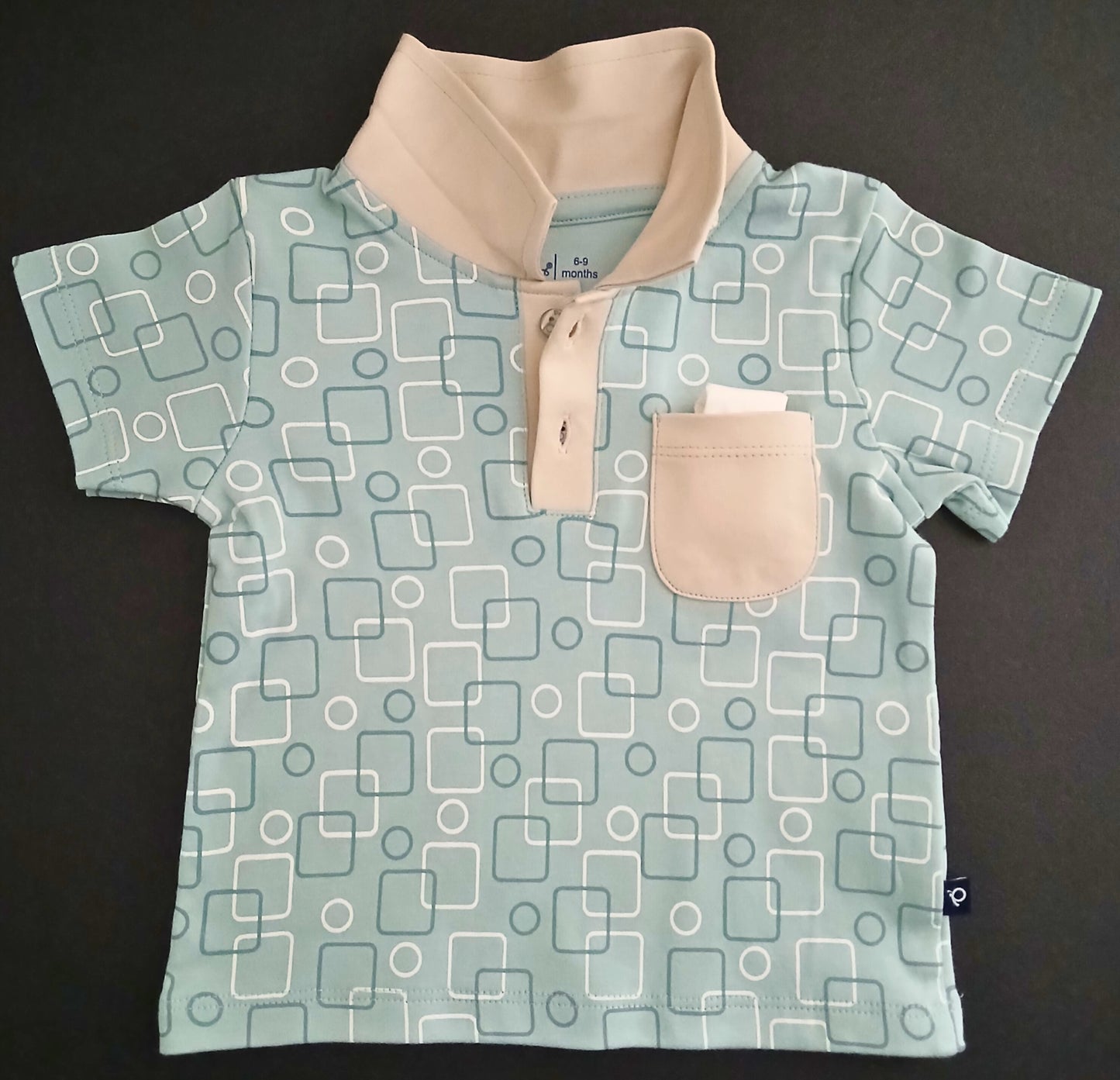 SALVANO - A COORDINATED SET OF T-SHIRT & SHORTS