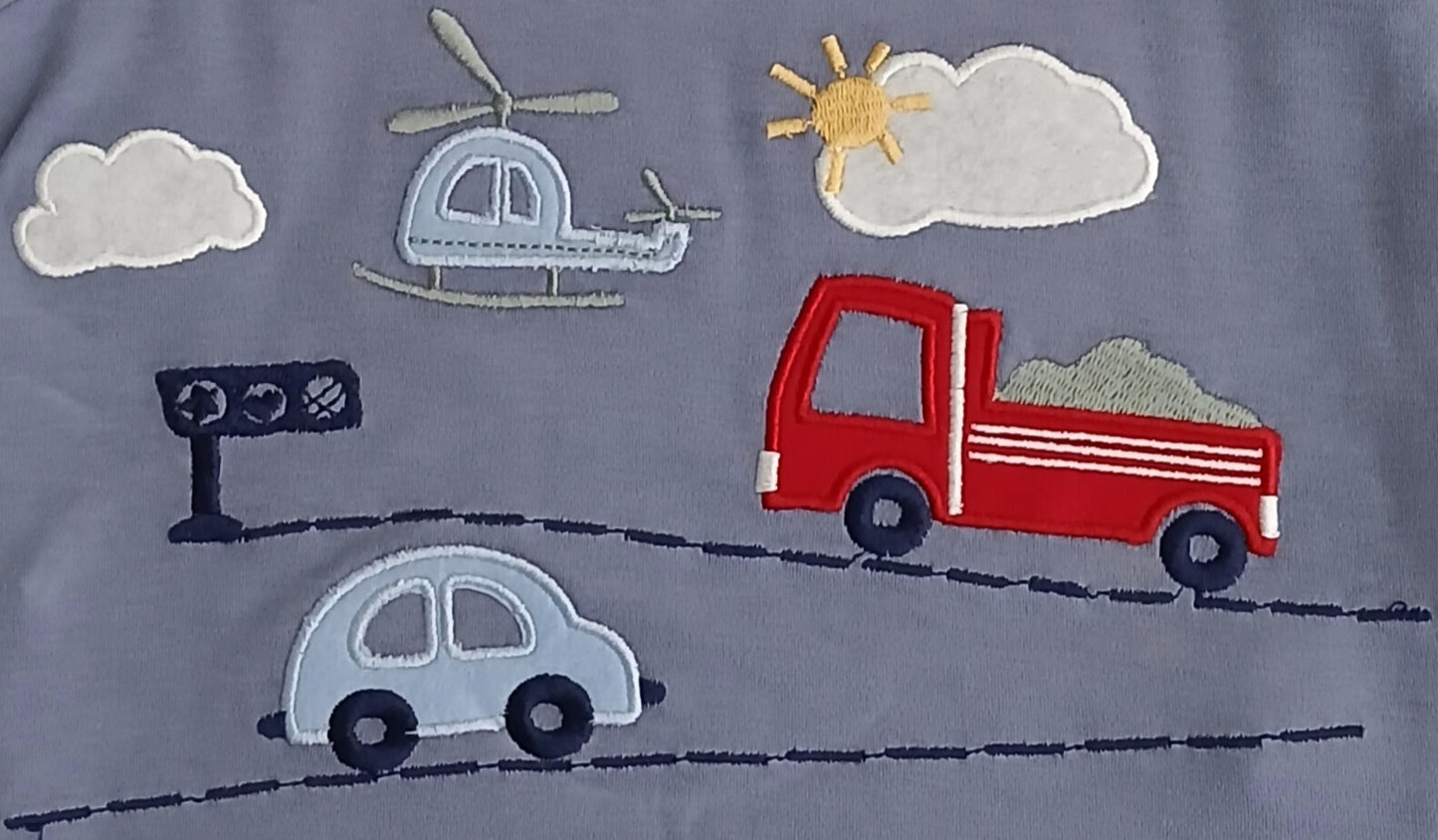 WINWARD - A SET OF T-SHIRT & SHORTS