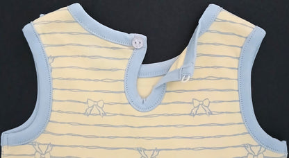 DEARING - A COORDINATED SET OF TOP & BLOOMER