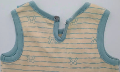 DEARING - A COORDINATED SET OF TOP & BLOOMER