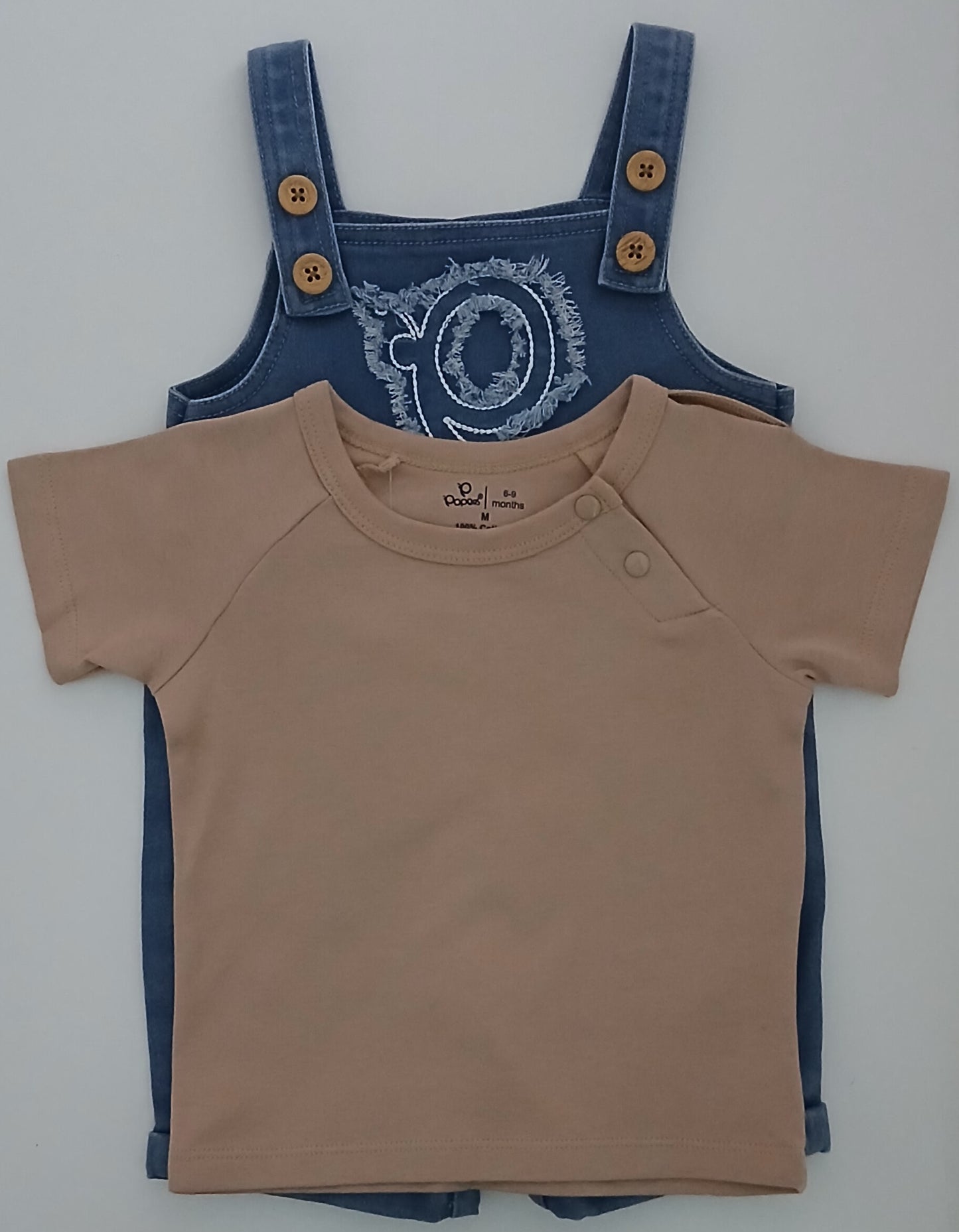 ESKIL - A SET OF T-SHIRT & DUNGREE