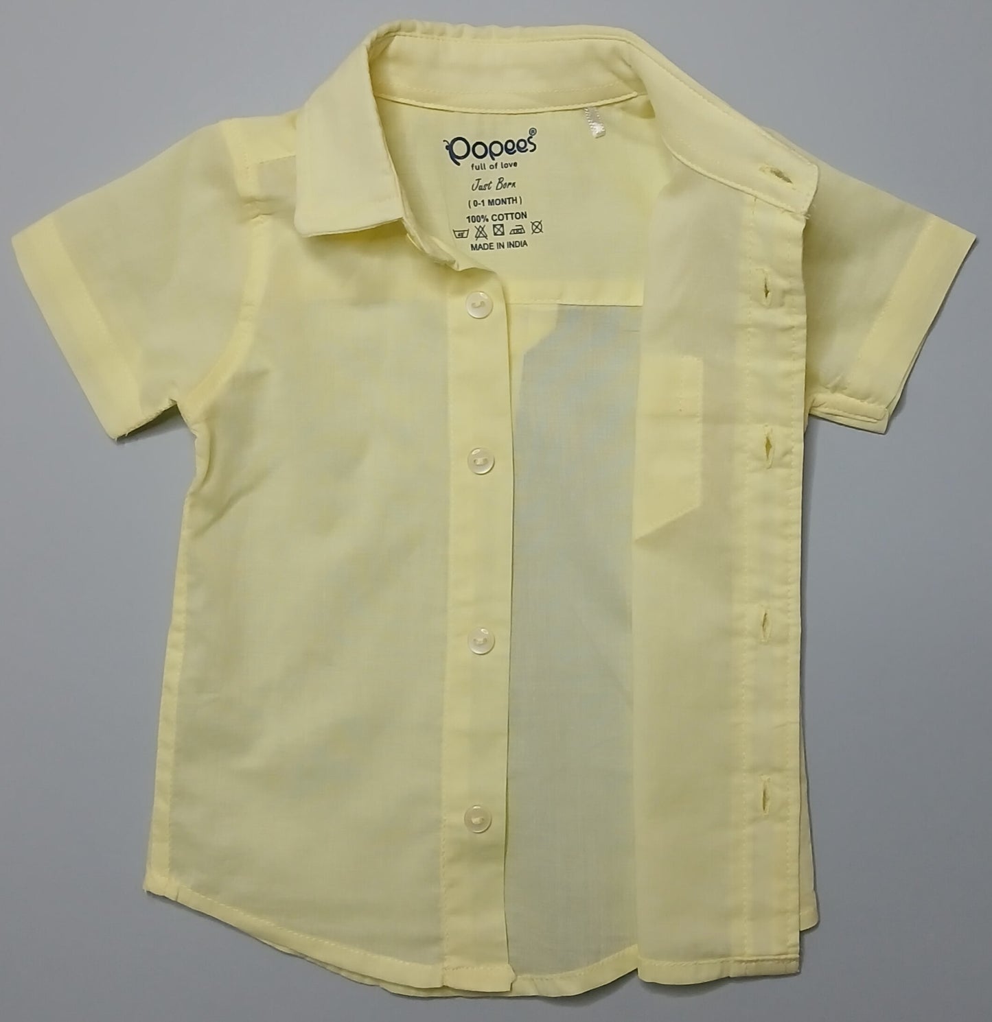 GIBINO - A COORDINATED SET OF SHIRT & SHORTS