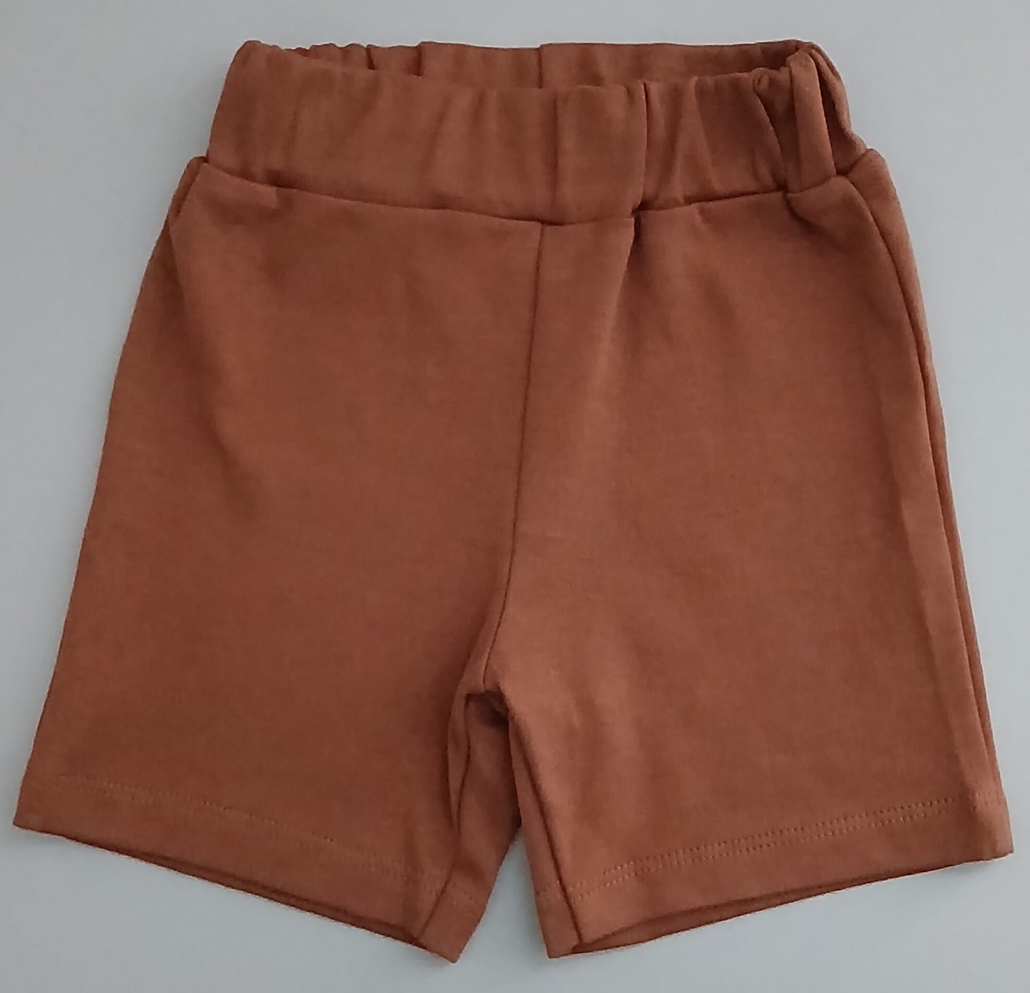 GRAHAM - A COORDINATED SET OF T-SHIRT & SHORTS