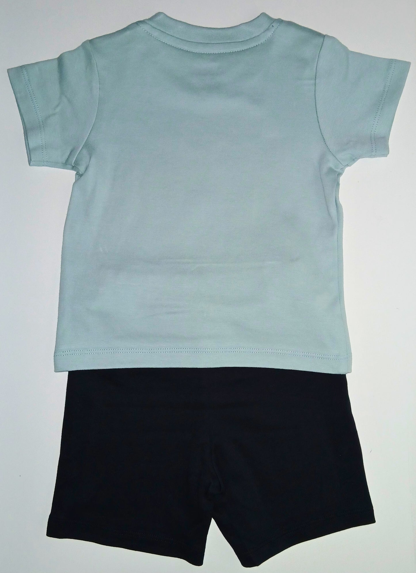 GRAHAM - A COORDINATED SET OF T-SHIRT & SHORTS