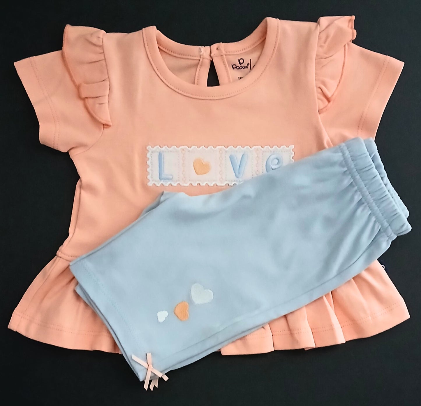 HARA - A SET OF TOP & 3/4TH PANT