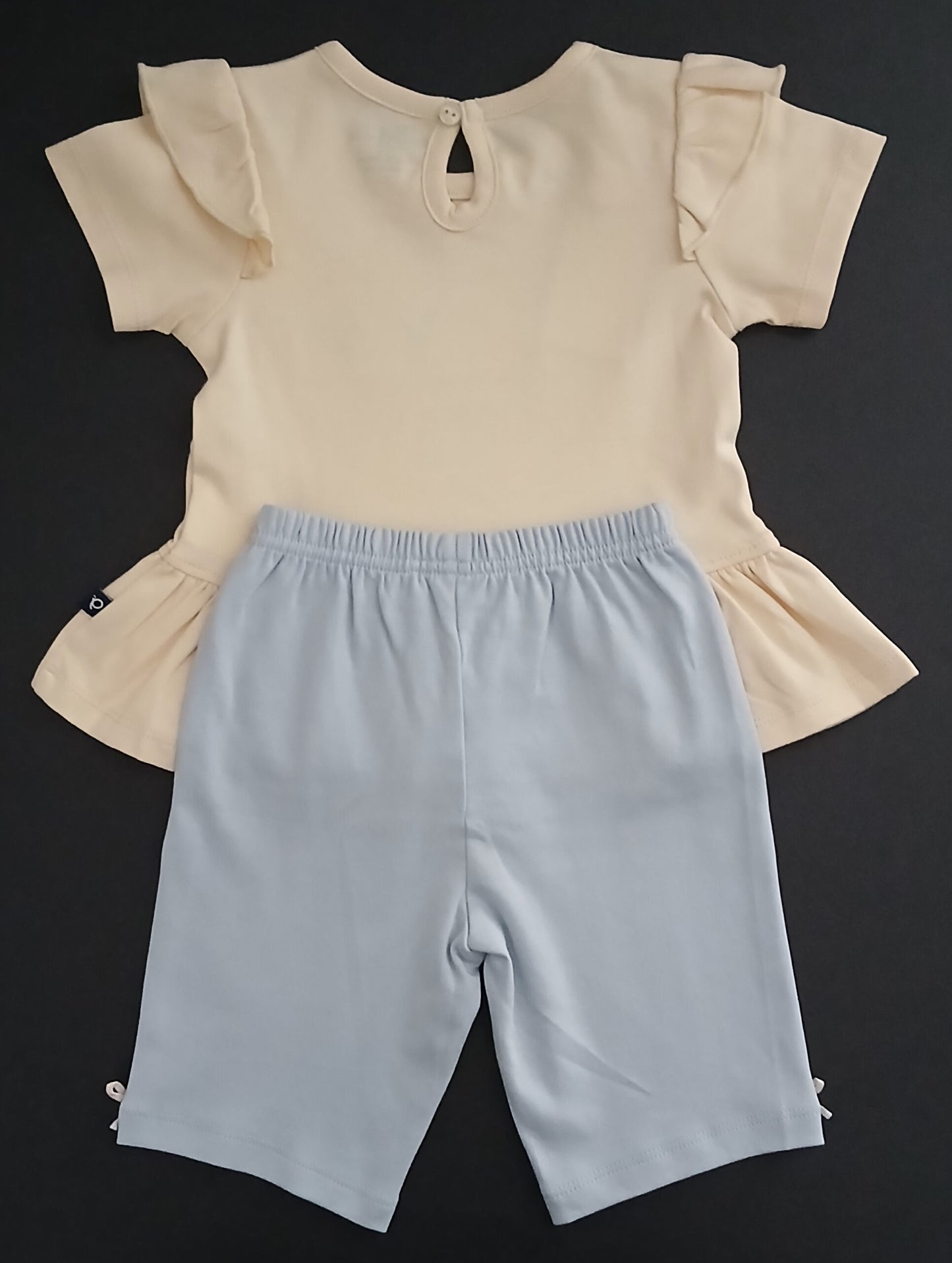 HARA - A SET OF TOP & 3/4TH PANT
