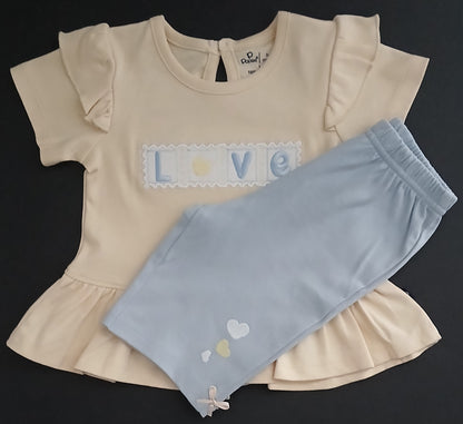 HARA - A SET OF TOP & 3/4TH PANT