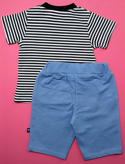 KALIEF - A COORDINATED SET OF T-SHIRT & 3/4TH PANT.