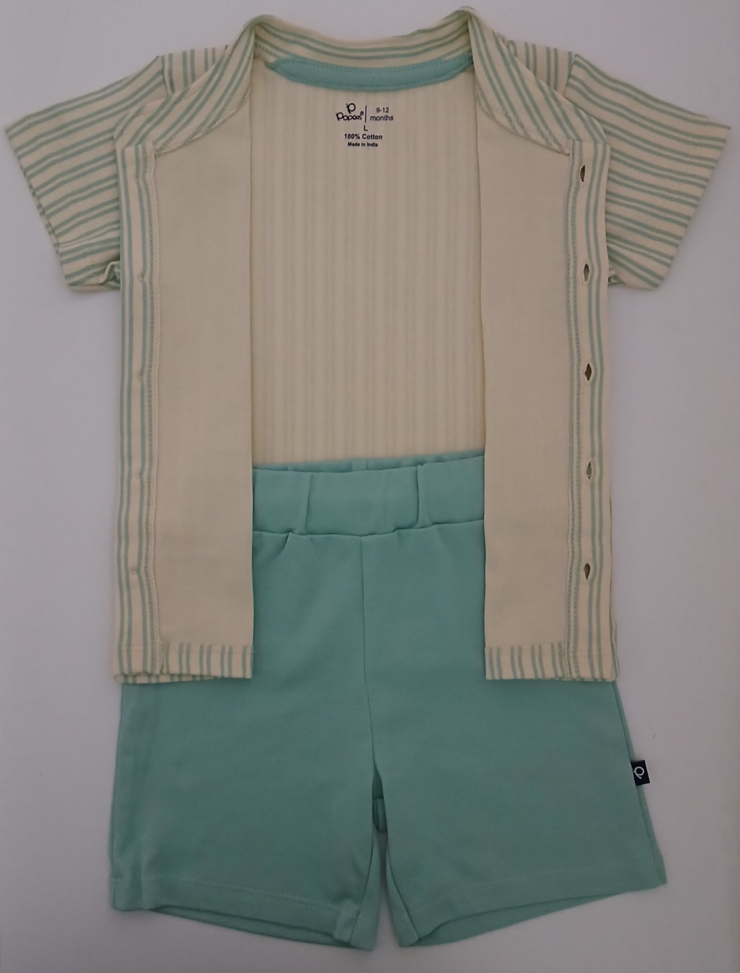 KENBY - A COORDINATED SET OF SHIRT & SHORTS