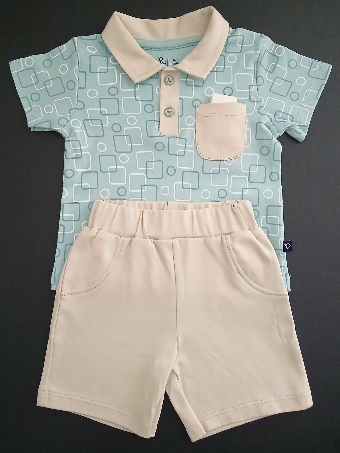 SALVANO - A COORDINATED SET OF T-SHIRT & SHORTS
