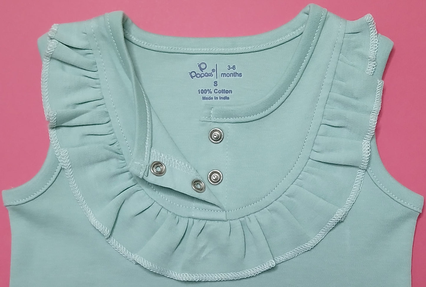 VESMIRA - A COORDINATED SET OF TOP & SKIRT