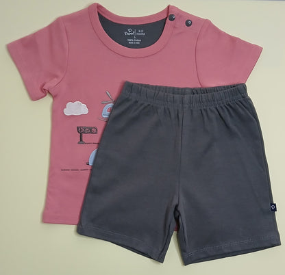 WINWARD - A SET OF T-SHIRT & SHORTS