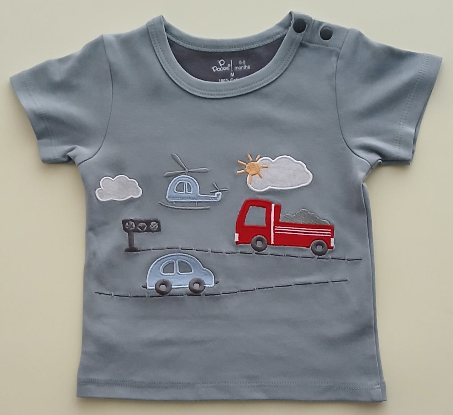 WINWARD - A SET OF T-SHIRT & SHORTS